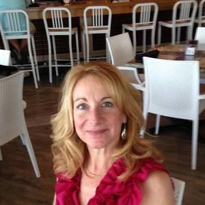 Meet your Posher, Becky